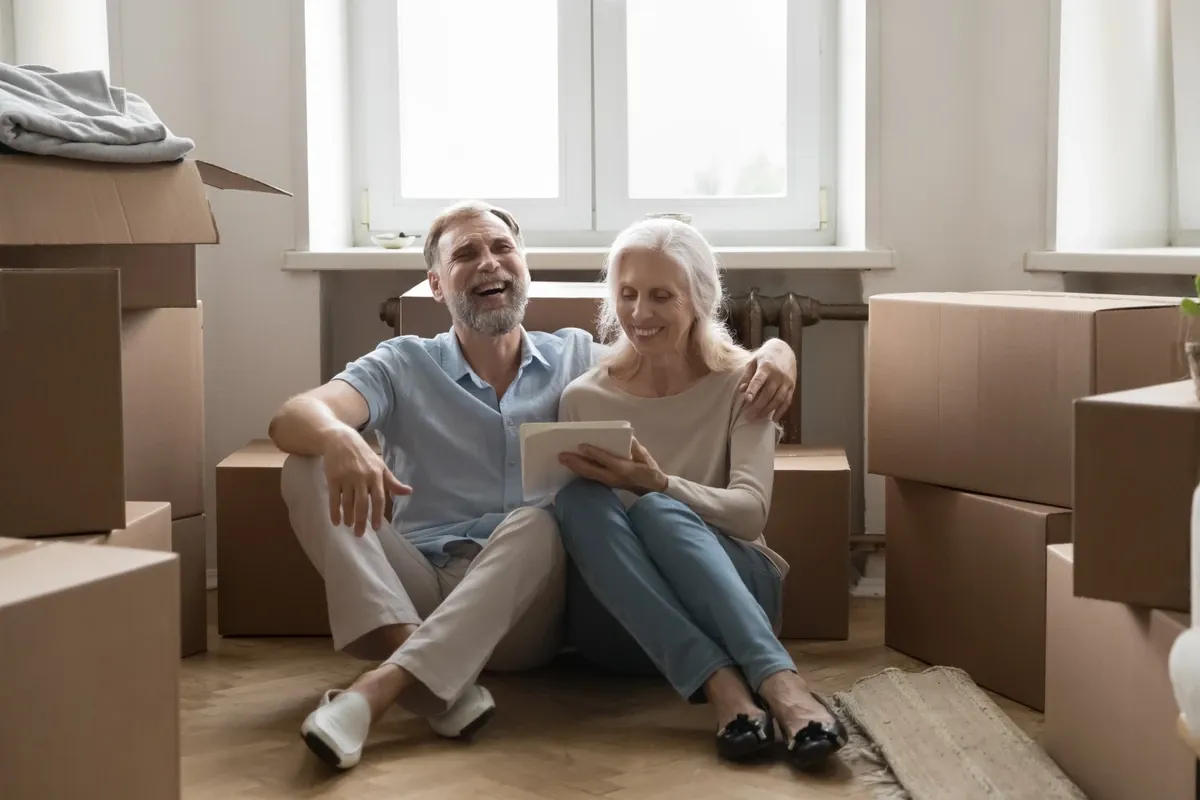 Family moving image